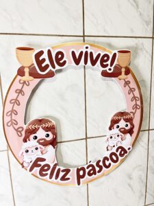 Bombolê de Páscoa Cristã